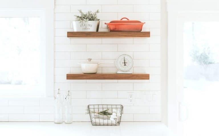 kitchen shelves with minimalist organization and light, fresh colors