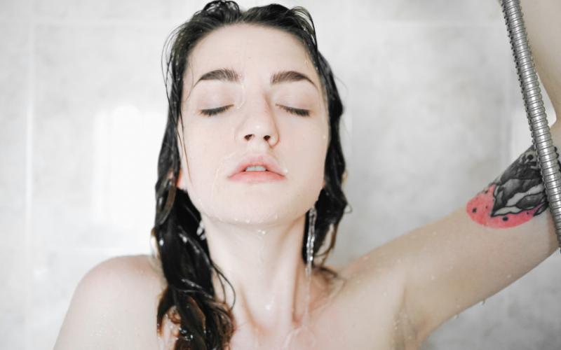 Why a daily bath helps beat depression – and how to have a good one, Depression